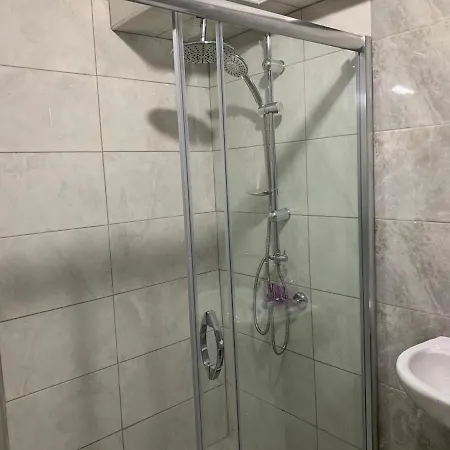 아파트 Your Comfortable And Sweet Home In Istiklal Street